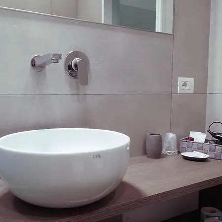 Hotel Svelata Naples