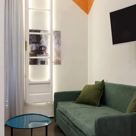 Svelata Hotel Neapol