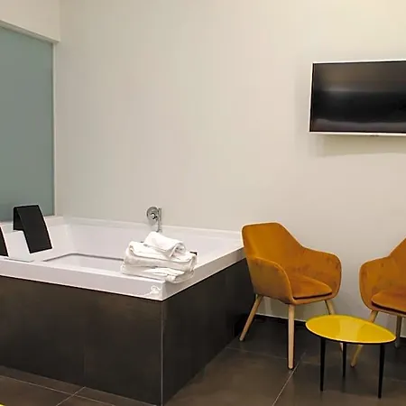 Hotel Svelata