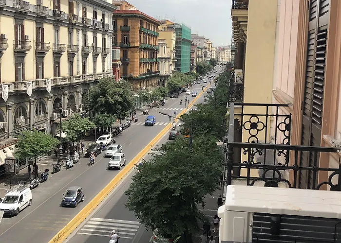 Svelata Hotel Nápoles